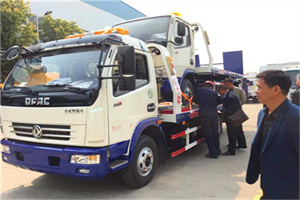 虎坊桥汽车道路救援拖车价格